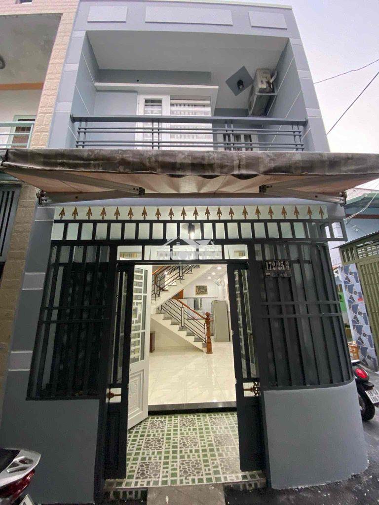 Cho thuê nhà 4x14m 1lầu 2pn.2wc full nội thất 9tr
