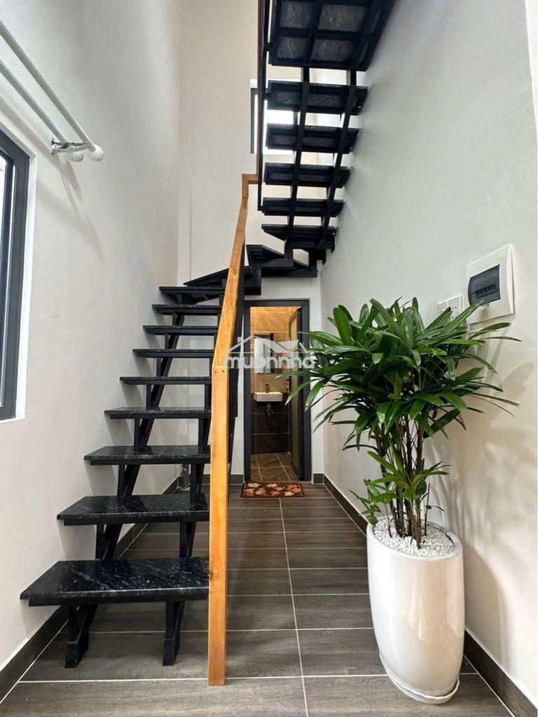 Nhà nở hậu 8m , vài bước ra mặt tiền đường bà hom - Ảnh 4