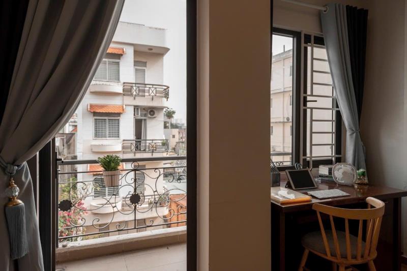 Thuê ngay căn hộ 1pn ngủ - ban công 40m2 rộng thoáng - hiện đại - ngay ngã tư hàng xanh - an ninh cao  - Ảnh 3