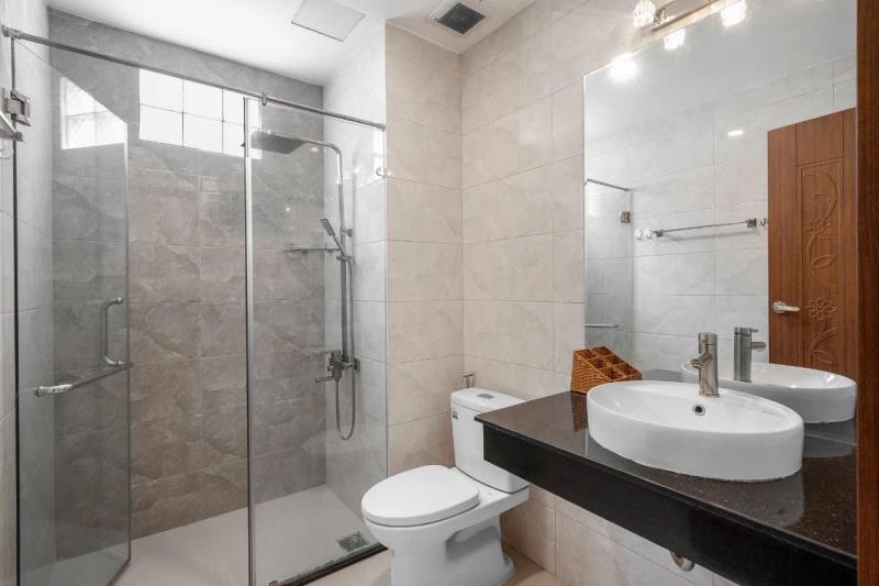 Thuê ngay căn hộ 1pn ngủ - ban công 40m2 rộng thoáng - hiện đại - ngay ngã tư hàng xanh - an ninh cao  - Ảnh 4