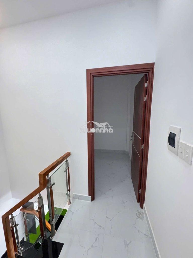 Nhà lê văn quới ngã tư  4 xã - chỉ nhỉnh 2 ty có hộ khẩu sài gòn  - Ảnh 3