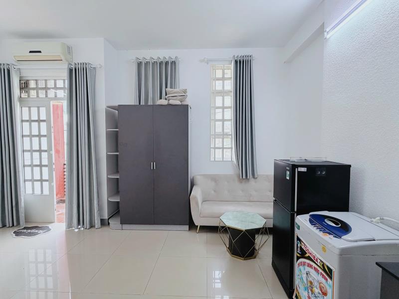 Cho thuê căn hộ có ban công rộng và cửa sổ lớn full nội thất đường trần huy liệu quận phú nhuận, sát q1, q3 - Ảnh 4