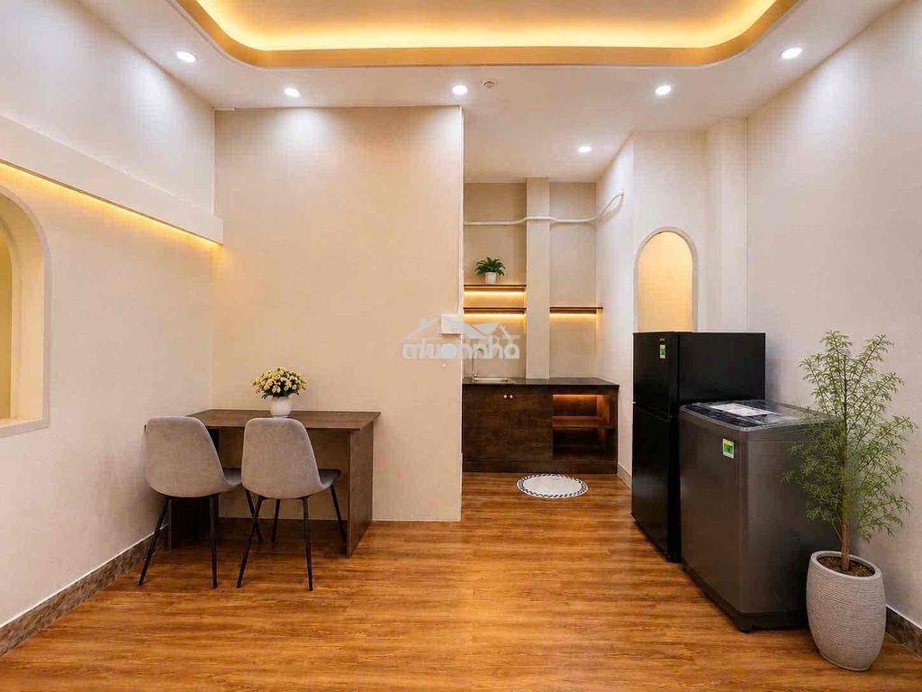 Cho thuê chdv 2pn 2toilet tách bếp ban công giá chỉ 10tr - Ảnh 4