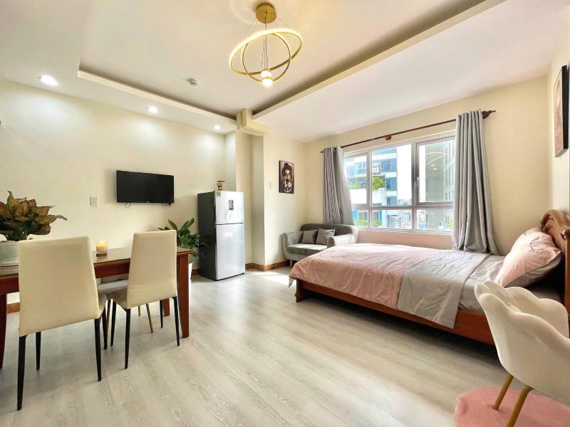 Cho thuê căn hộ 1pn tách bếp, cửa sổ kính view thành phố, máy giặt riêng – nguyễn cửu vân, bình thạnh giáp hàng xanh, quận 1 - Ảnh 2