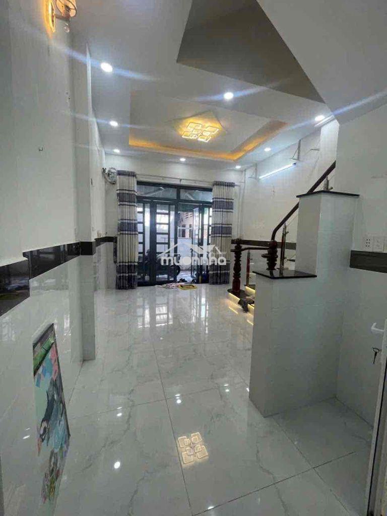 Nhà hẻm ba gác 405// thống nhất (4,5x9m) - 3 phòng ngủ giá 11tr - Ảnh 2