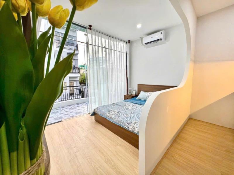 Cho thuê căn hộ có ban công rộng thoáng mát full nội thất đường nguyễn kiệm quận phú nhuận, sát quận 1, gò vấp - Ảnh 2