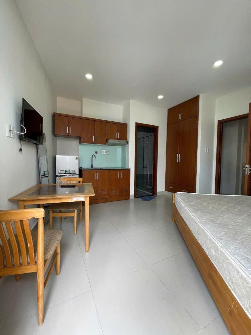 Căn hộ full nội thất, ban công siêu thoáng tại phan tây hồ, phú nhuận, sát vách phan xích long & quận 1 - Ảnh 2