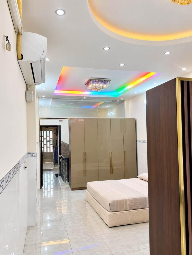 Bán nhà gần đầm sen, hẻm xe hơi, 74m nở hậu, 2 tầng giá 6.x - Ảnh 4
