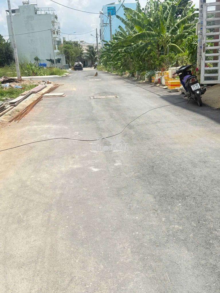 Nhà dt 4m x 11m gần trường cao đẳng điện lực q12 - Ảnh 2