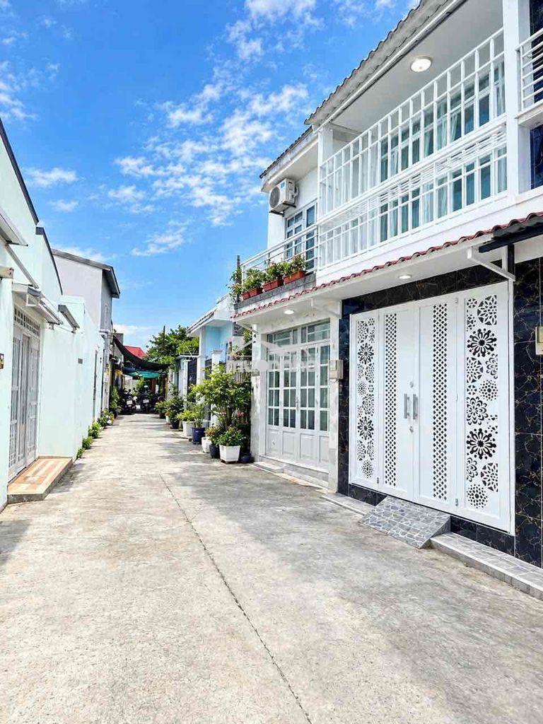 Nhà bán ở nguyễn bình nhà bè
