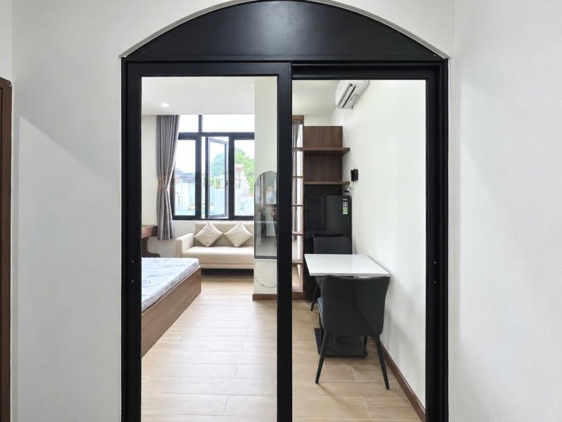 Cho thuê căn hộ 1 phòng ngủ mới 100% thang máy_hầm xe_bancol gần dương quảng hàm,nguyễn thái sơn qua công viên làng hoa chỉ 5 phút đi xe ! - Ảnh 4
