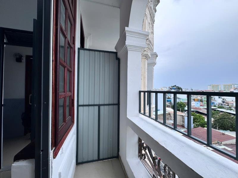 Trọ gác mới 100% có thang máy - ban công cửa sổ - gần huit đại học công thương - aeon mall tân phú - Ảnh 3