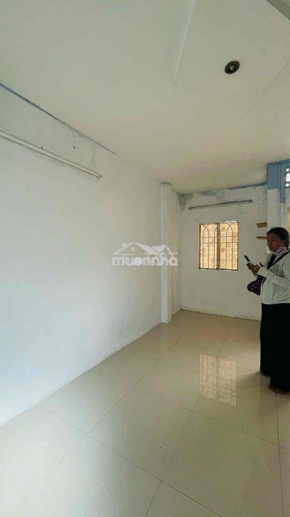 Cho thuê nhà 1trệt 2 lầu (2pn2wc) phan đăng lưu p5 pn - Ảnh 4