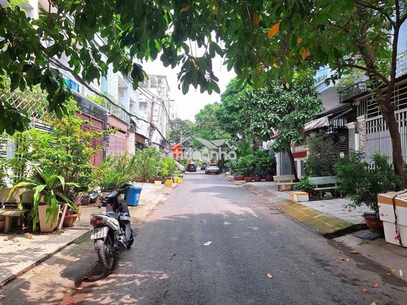 Nhà hẻm xe tải thông phạm văn chiêu dt 4x17m 3 tầng 3pn full nội thất
