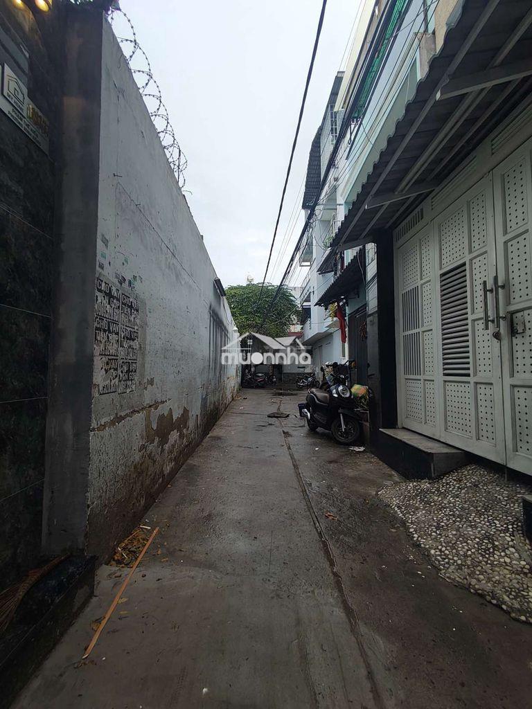 Bán nhà đẹp xát bên chợ n.t đường 1 trệt 2 lầu+ sân thượng  - Ảnh 3