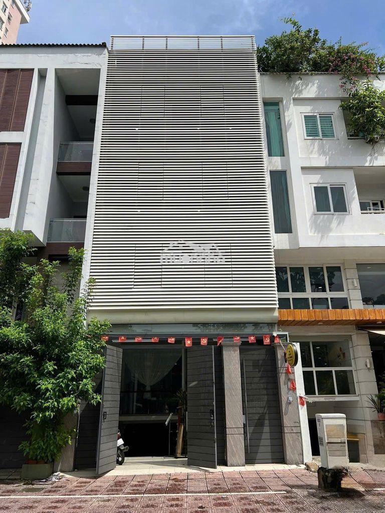 Hot nhà trường sa, q.3 – tòa nhà đẹp, hầm + 5 tầng–chỉ 90tr/tháng