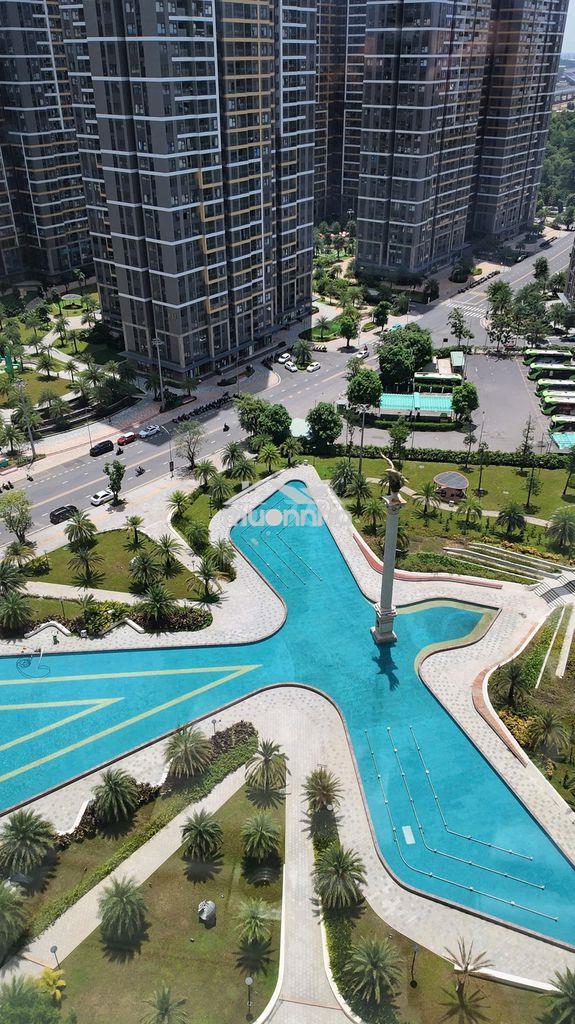 Cho thuê 2pn căn góc the opus one 2 – 84m² | view quảng trường eagle