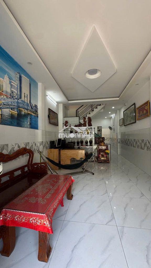 Nhà hem xe hơi 9m ,891/18 hl2