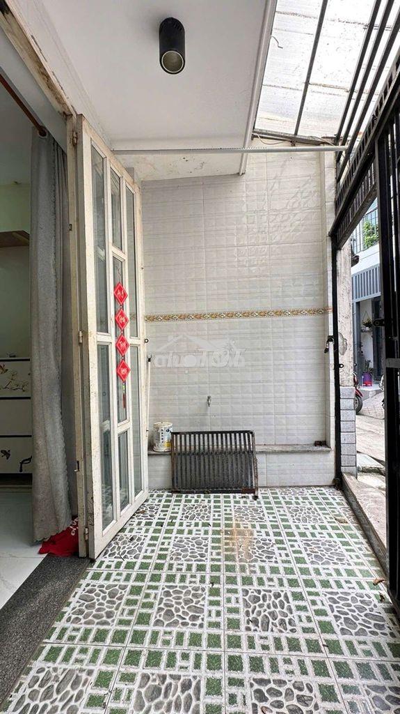 Bán nhà 2 tầng nở hậu ở p10 - 43m² hxh - nhỉnh 4 tỷ 