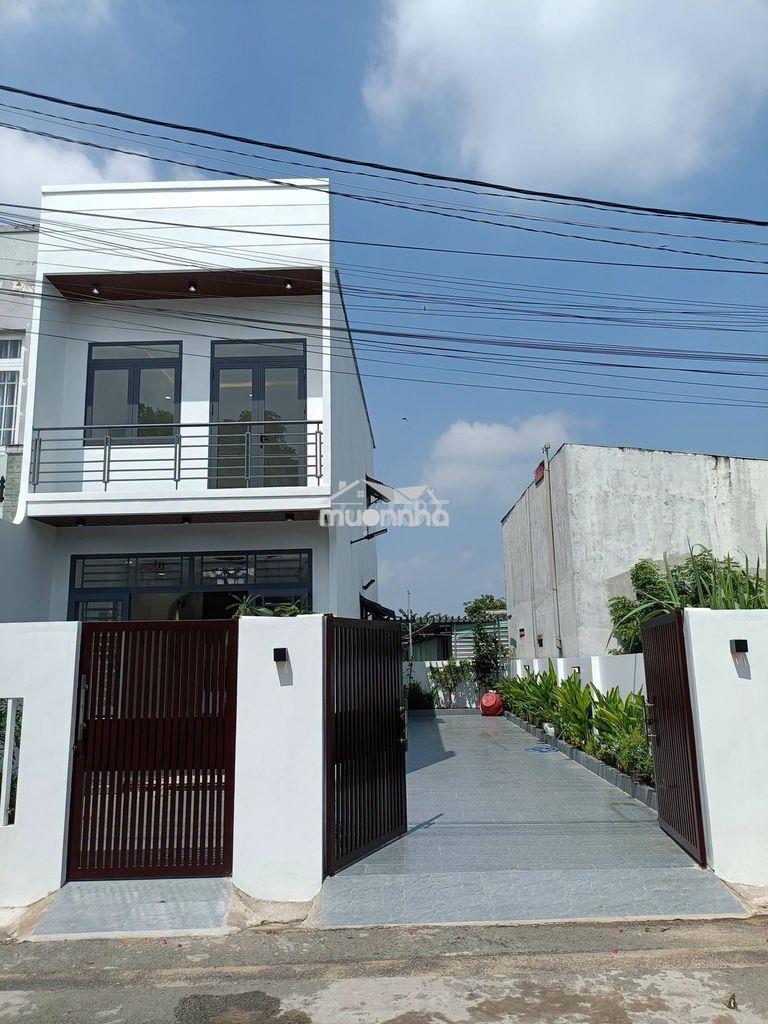 Nhà  1 lầu trên khuôn viên đất 8x18 đường xuân thới sơn 34