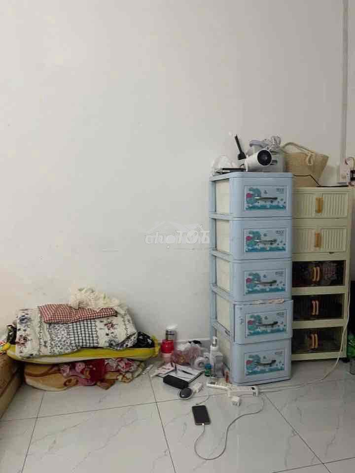 Bán nhà hiệp thành sát chợ q12 dt 3,5x5 1 lầu kdc 100% - Ảnh 4