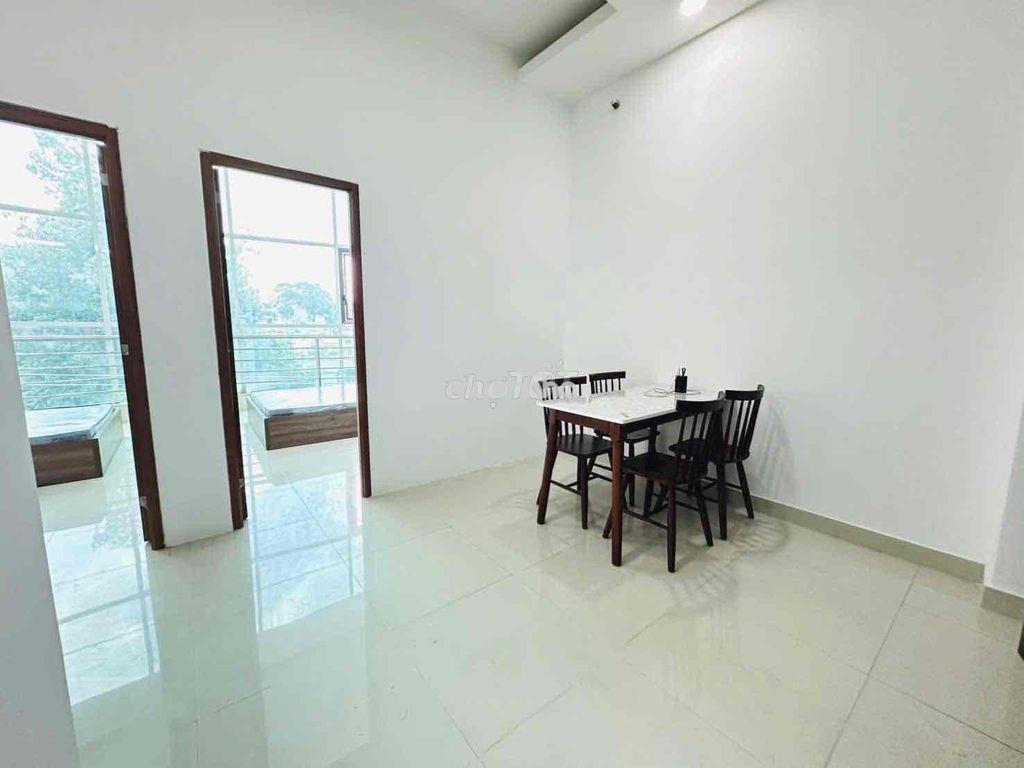 Cho thuê căn hộ 2pn1wc cửa sổ thang máy full nt ngay hùng vương quận 5 - Ảnh 3