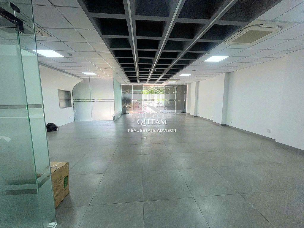Cho thuê tòa nhà đẹp sàn trống suốt – quận 2 | 10x20m | có hầm - Ảnh 4