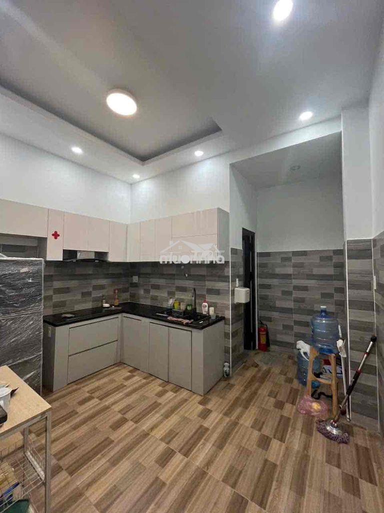 💰💰💰 Trệt 2lầu 4pn 3wc - sân thượng - nội thất sẵn - Ảnh 2