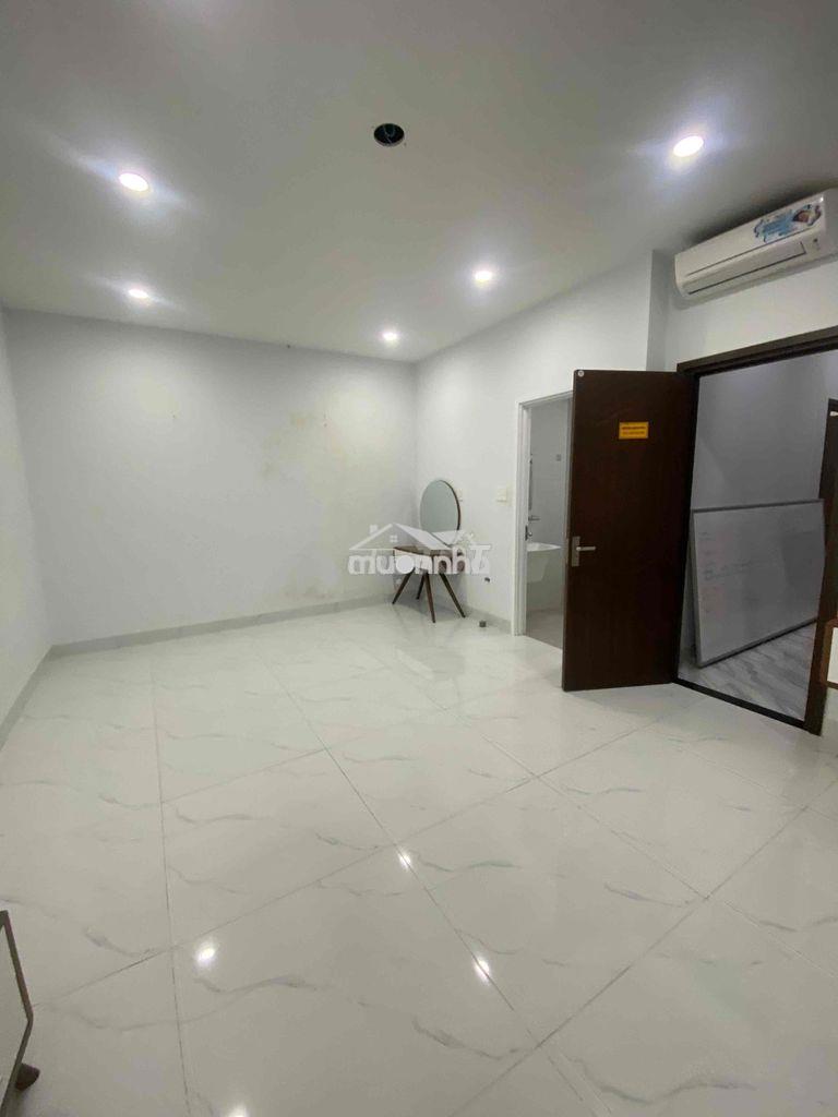 Văn phòng đẹp - khu manhattan - vinhomes grand park q9
