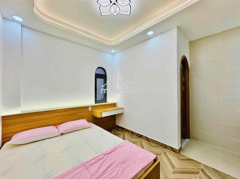 Bán nhà bình thạnh- gần chợ bà chiểu