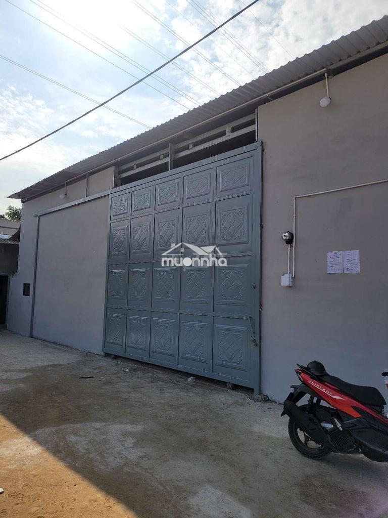 Cho thuê kho xưởng đường tải 8 tấn
