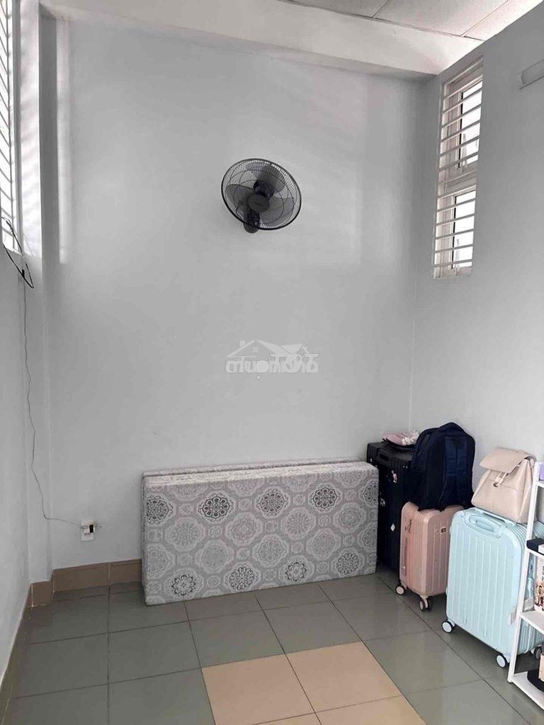 🔥 Nhà 3 tầng căn góc cực hiếm – trung tâm trường thọ – giá 5.7 tỷ 🔥
