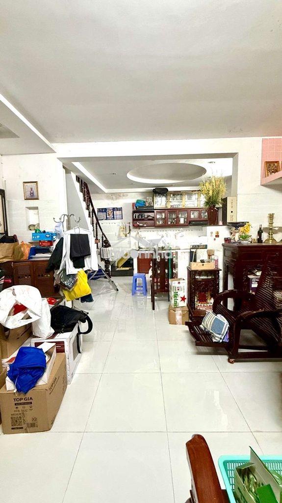 Q7 230m2 (4x32) nở 8m tặng 4 căn nhà 2 tầng cách htp 30m chỉ 10 tỷ - Ảnh 3