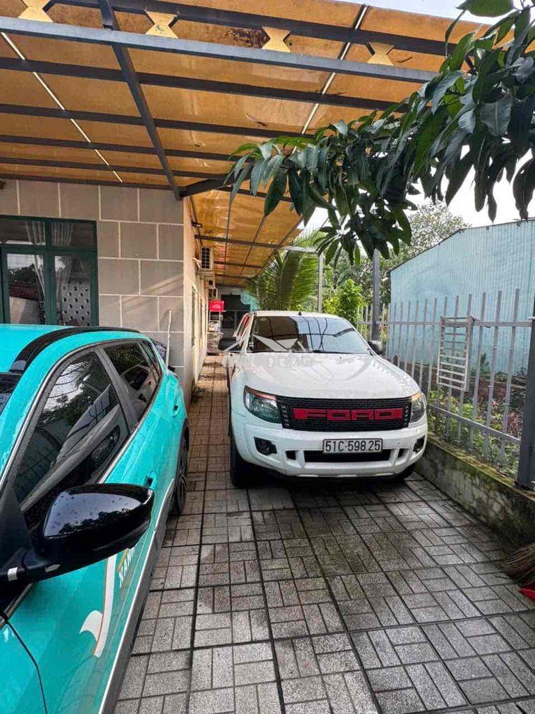Nhà nguyên căn 200m2 ngang 9m, 3pn p.long trường
