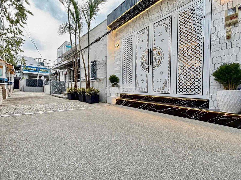Nhà phố hiện đại - hẻm 3m 1942 huỳnh tấn phát gần công an thị trấn - Ảnh 2