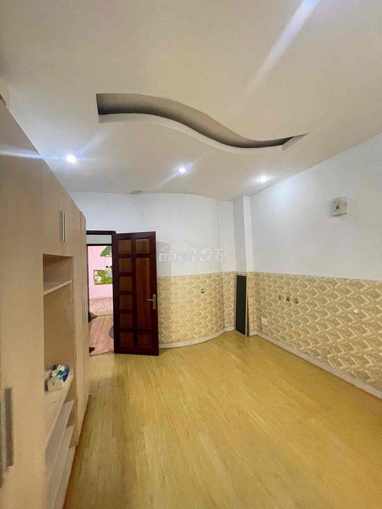 Cho thuê hẻm xe hơi sát mt - trệt 4 lầu - cải tạo 9p cọc 3tt1 -