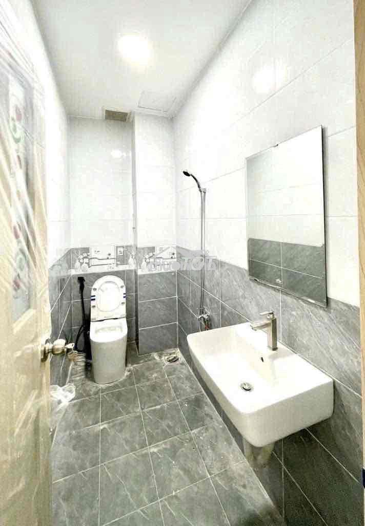 Cho thuê nhà mới toanh đối diện lotte nguyễn văn lượng gò vấp - Ảnh 4