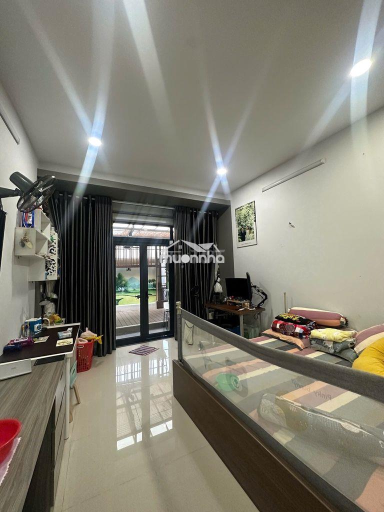 Bán nhà 4x14.5 sát mt huỳnh văn bánh 84m2 giá 119tr/m2