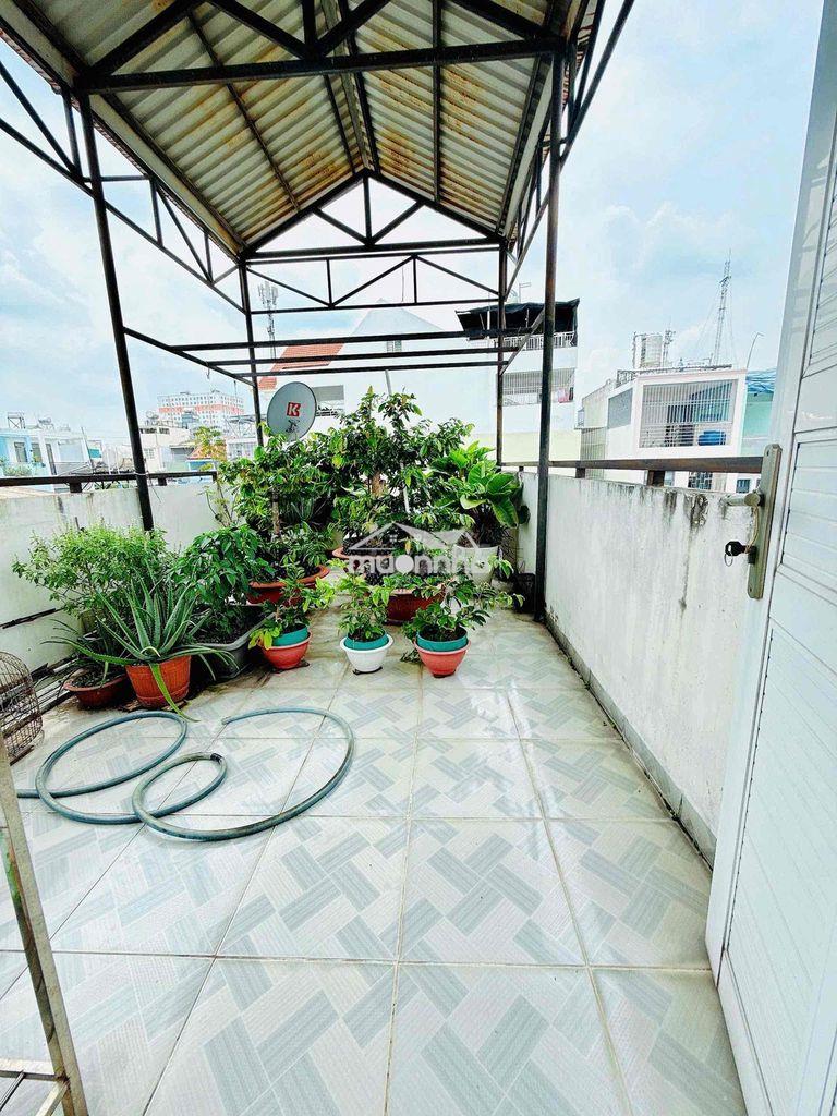 Nhà lầu 4 tầng sát mặt tiền bùi minh trực p5 q8 - Ảnh 2