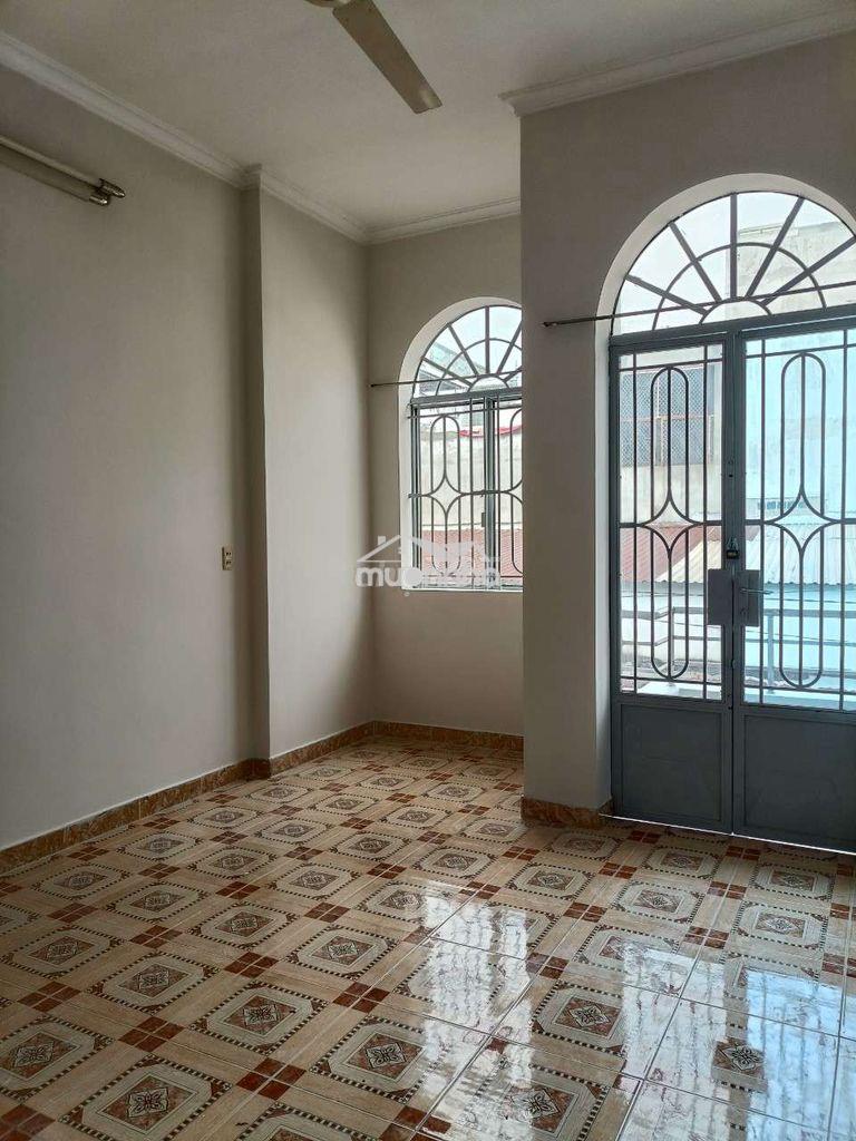  Cho thuê nhà dt 3,5x15 trệt lâu  - Ảnh 4