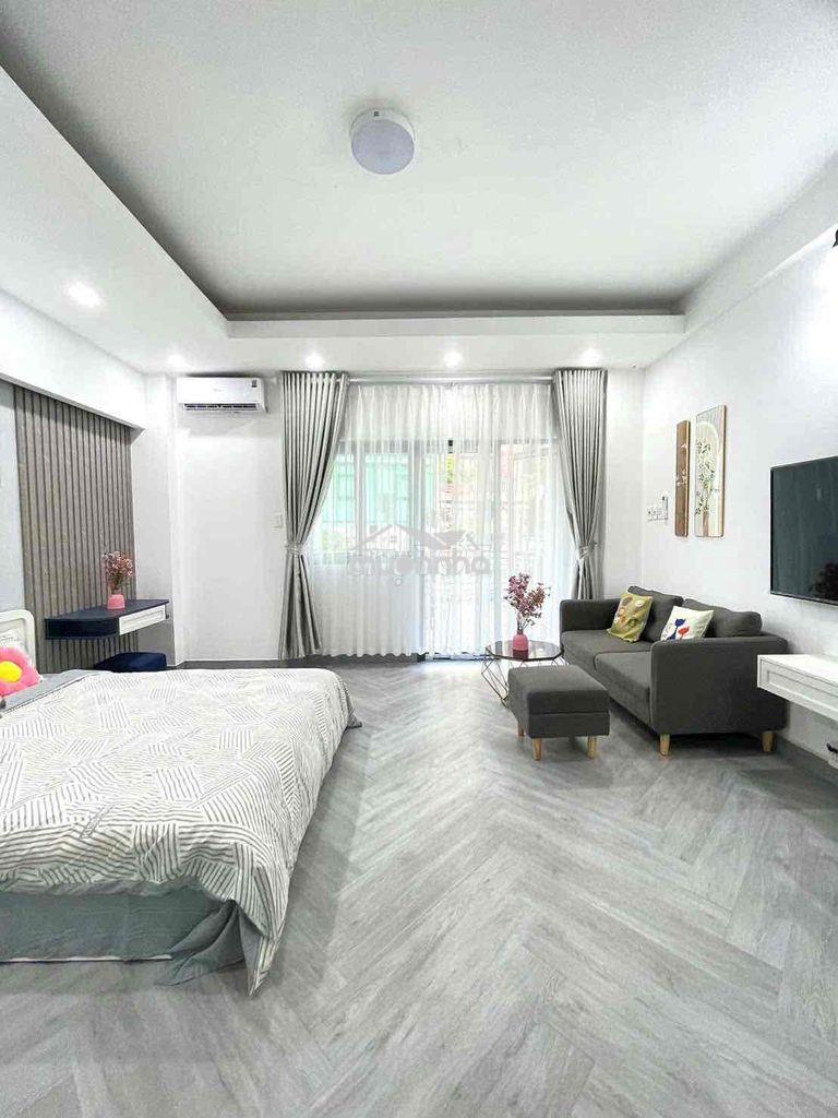 1 phòng ngủ ban công cực lớn view landmark 81 , thang máy - Ảnh 2