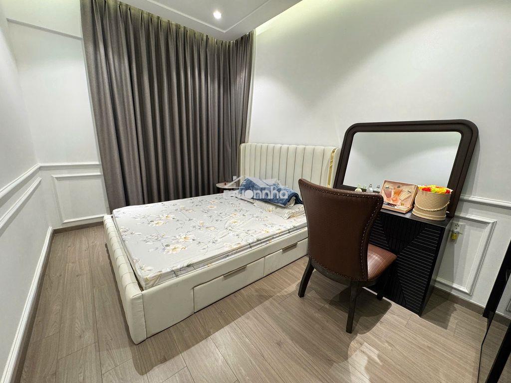 Cho thuê căn 70 full nội thất có ban công - giá 12tr - tầng trung - Ảnh 4