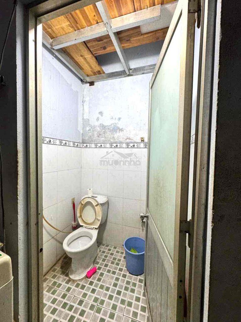 Nhà cấp 4 : 4x20m (trống suốt) hẻm 4m thông. đường số 14 - lê văn quới - Ảnh 4