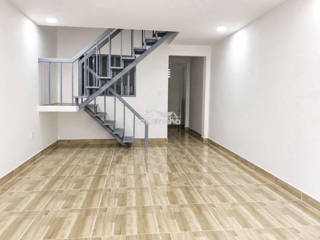 Nhà 1 lầu tl04, sử dụng 70m², đường thông ô tô, 2 mặt tiền trước sau. - Ảnh 3