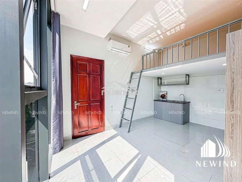Duplex full nội thất - ngay trung tâm, gần cầu kênh tẻ, him lam, rmit