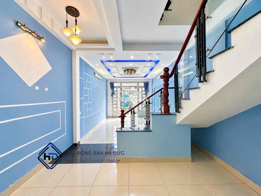 Nhà 2 lầu 4x20 hẻm nhựa 6m thông gần trường nguyễn trung trực - Ảnh 2
