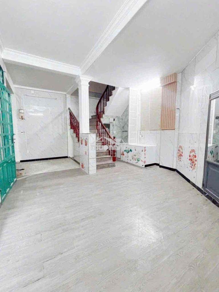 Cho thuê nhà đoàn thị điểm, 3 tầng, 48m2, 4pn/3wc, ngang 6m, giá 18tr