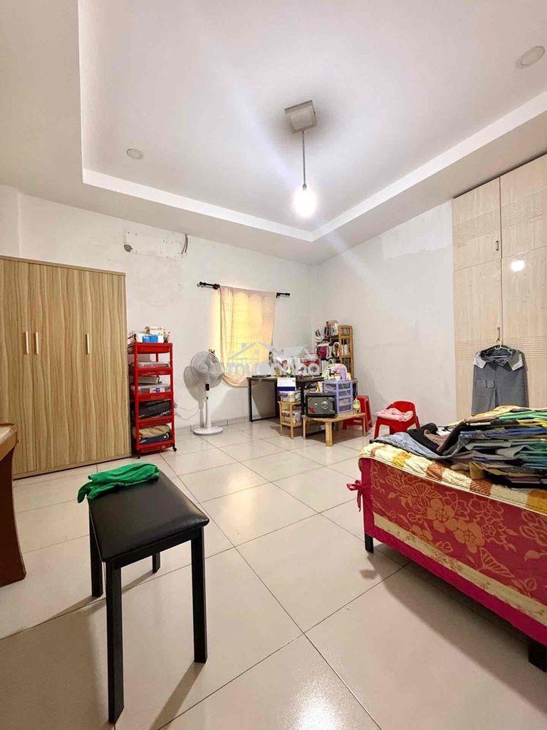 🔥🔥 🔥🔥Nhà luỹ bán bích 1/  sát mặt tiền - 3tầng btct 9x10 90m2 chỉ 8ty - Ảnh 2