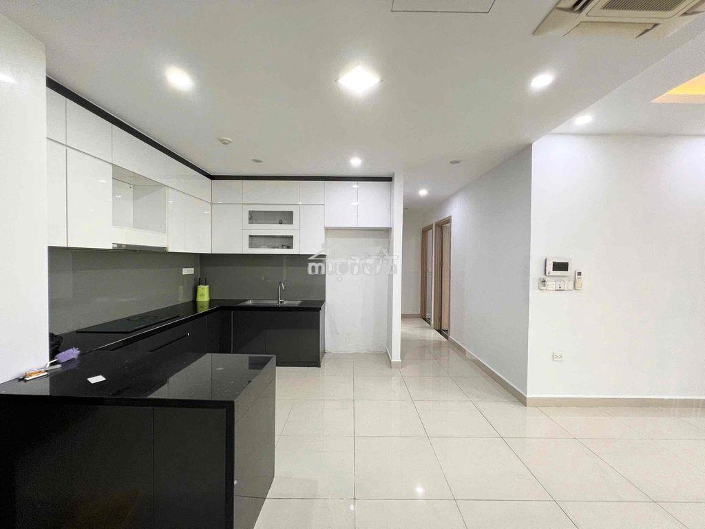Căn hộ nội thất cơ bản thiết kế 3 phòng ngủ gần sân bay - Ảnh 2