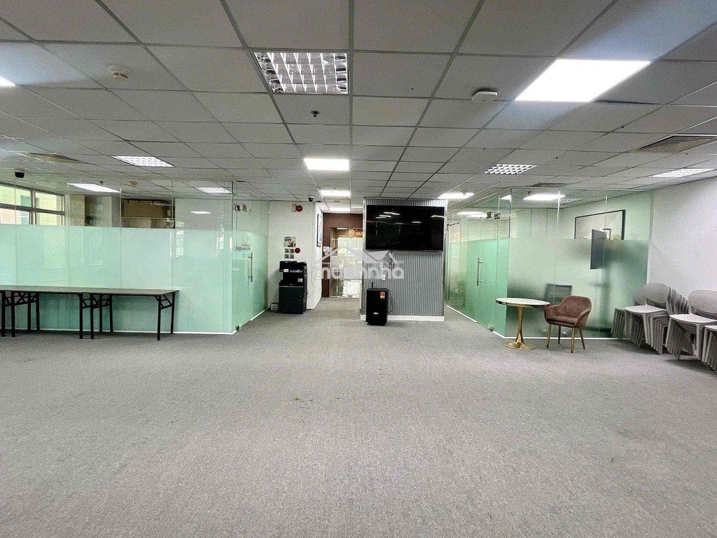 Văn phòng 250m2 lầu 3 sàn trước toà nhà q.1 - Ảnh 2